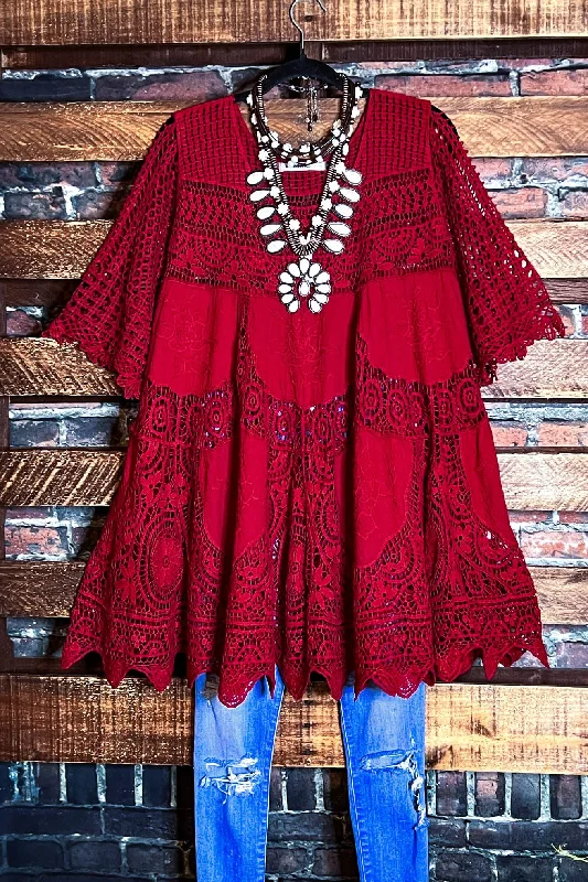 A FAIRYTALE PRETTY UNIQUE 100% COTTON CROCHET LACE TUNIC IN RED