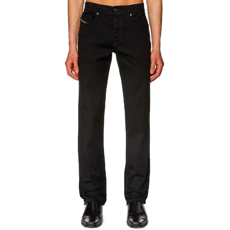 Men's Jeans with Functional PocketsDiesel D-Finitive Tapered Fit Jeans