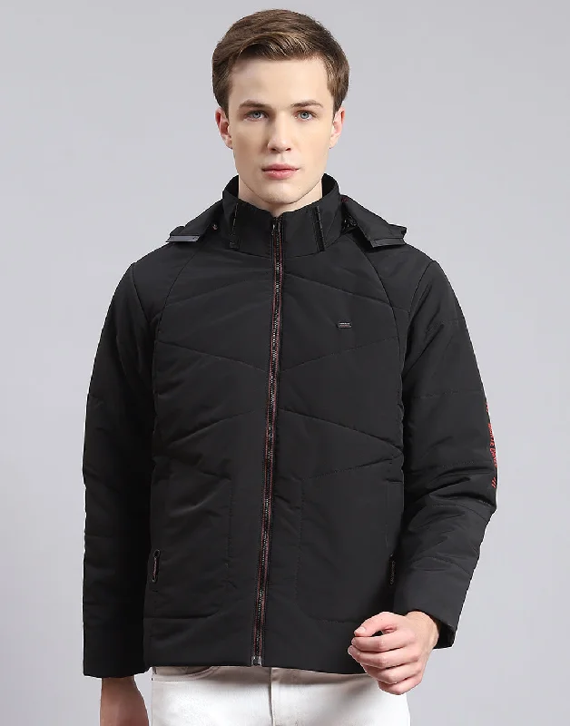 Men Black Solid Hooded Full Sleeve Jacket