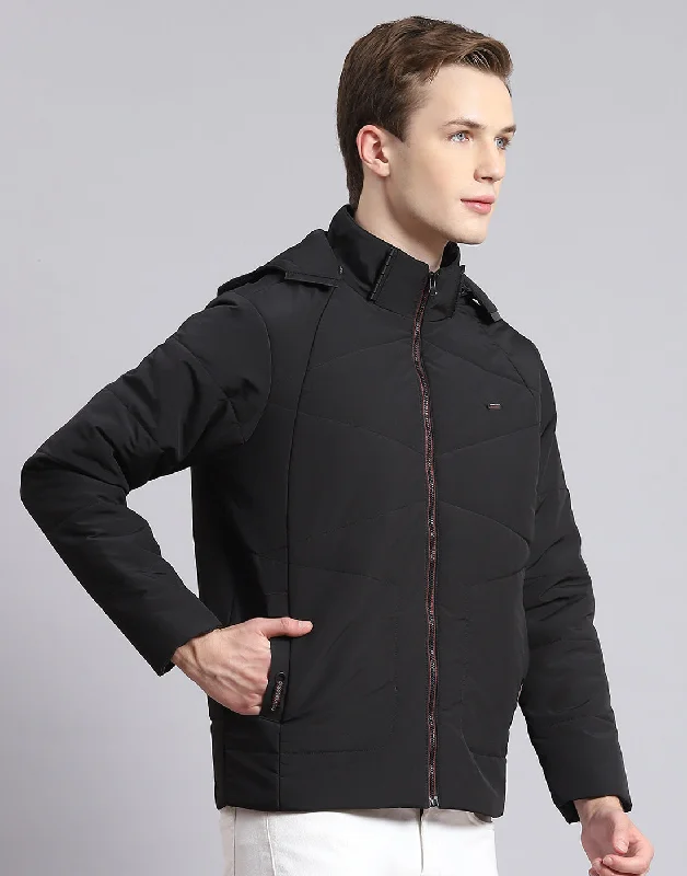 Men Black Solid Hooded Full Sleeve Jacket