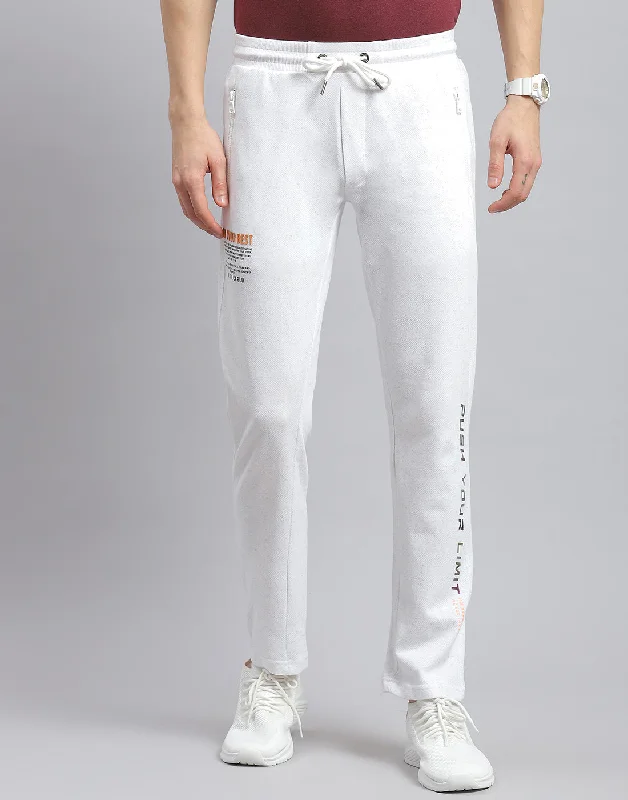 Men Off White Printed Regular Fit Lower