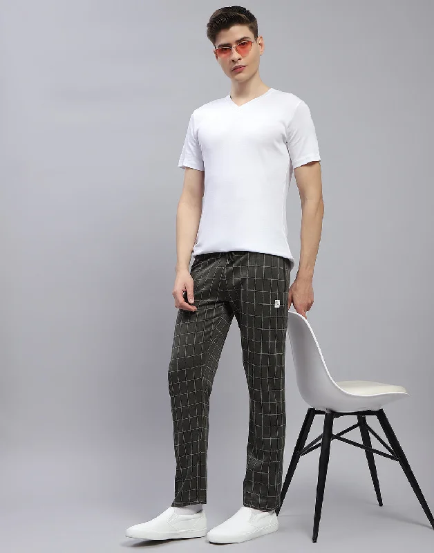 Men Olive Check Regular Fit Lower