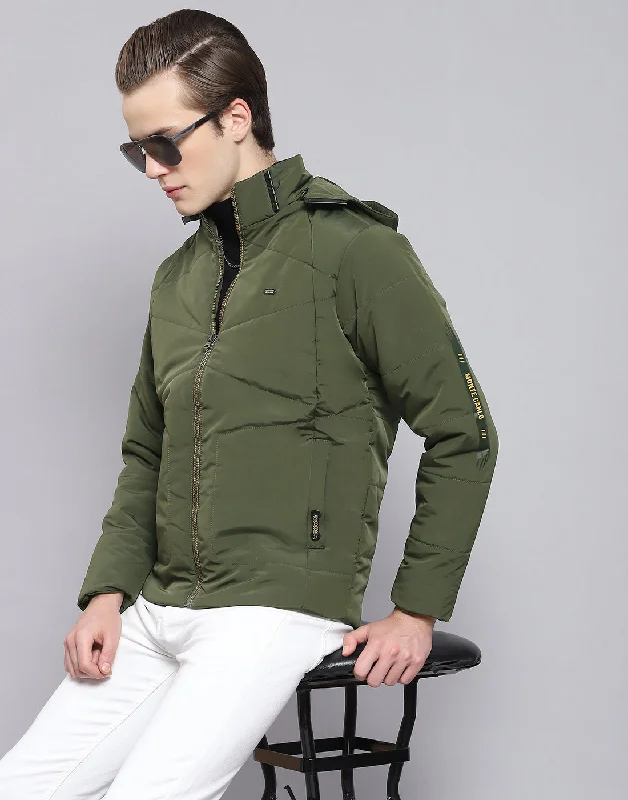 Men Olive Solid Hooded Full Sleeve Jacket