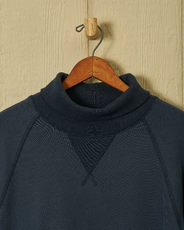 Submariner Turtleneck Sweatshirt in Navy