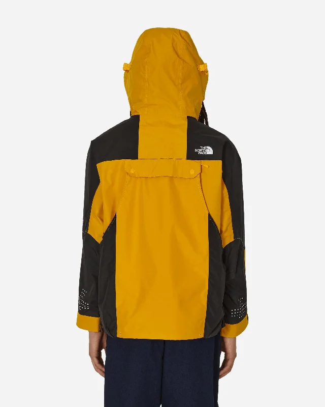 GORE-TEX Multi-Pocket Jacket Black / Simmit Gold