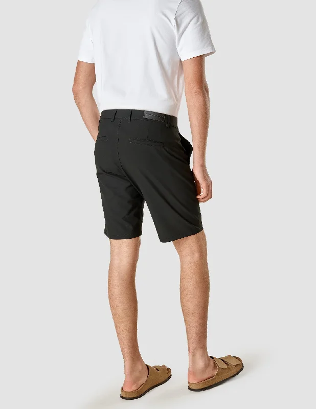 Essential Shorts Black